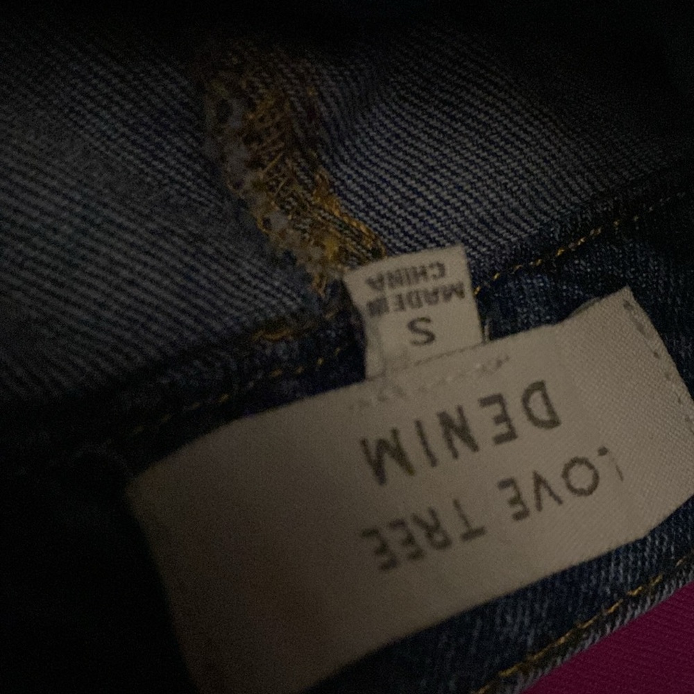 Denim skirt with two cargo side pockets - Picture 3 of 3
